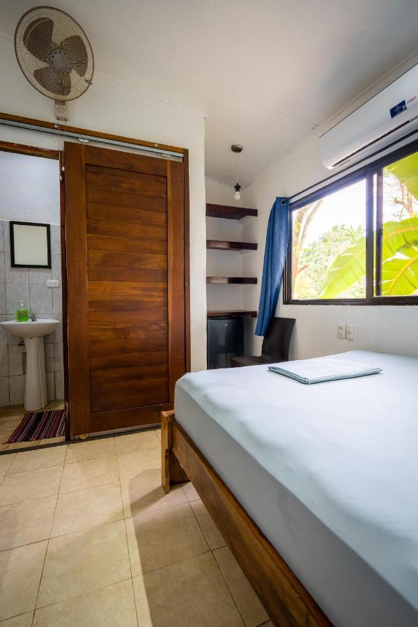 Pura Vida Mini Hostel Santa Teresa Playa Santa Teresa  Eksteriør bilde