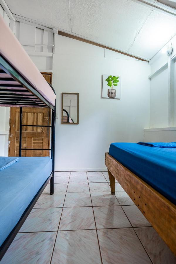 Pura Vida Mini Hostel Santa Teresa Playa Santa Teresa  Eksteriør bilde